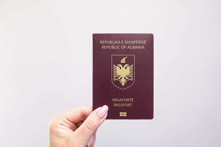 Як отримати громадянство Албанії
